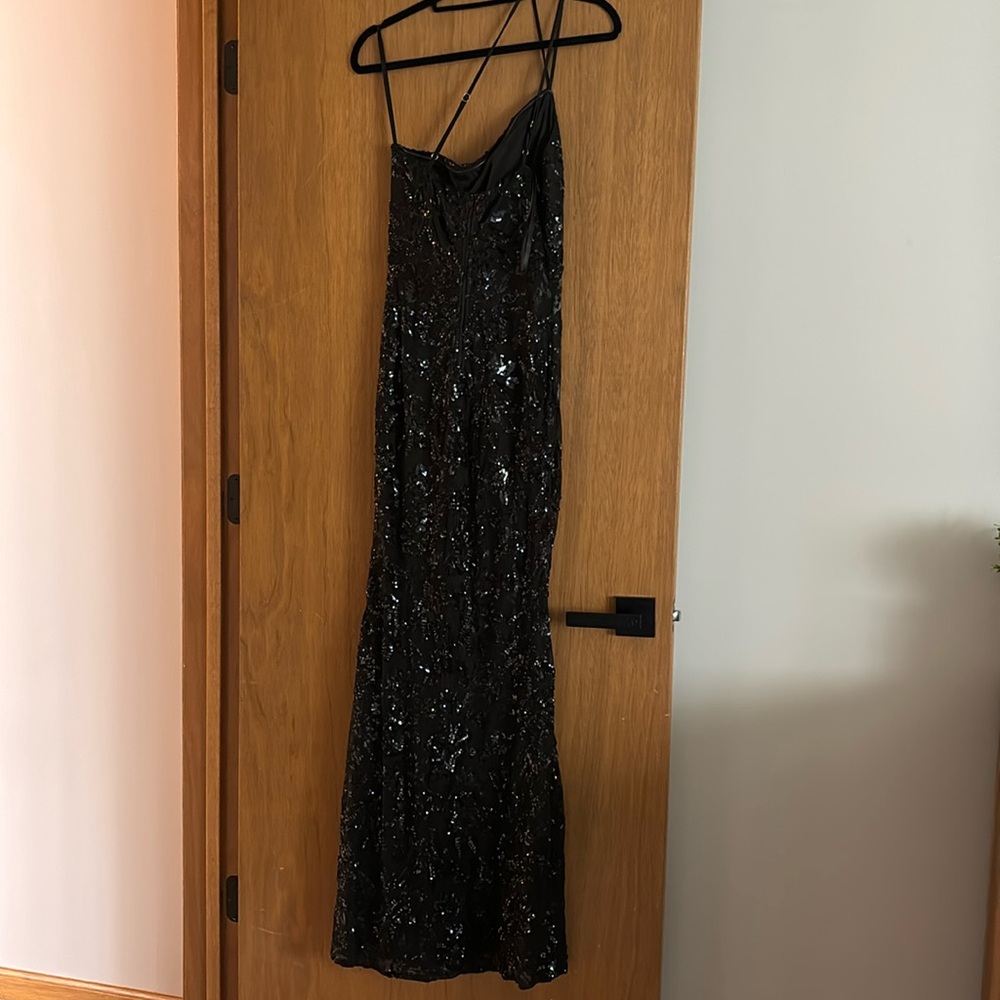 Black Sequin One-Shoulder dress